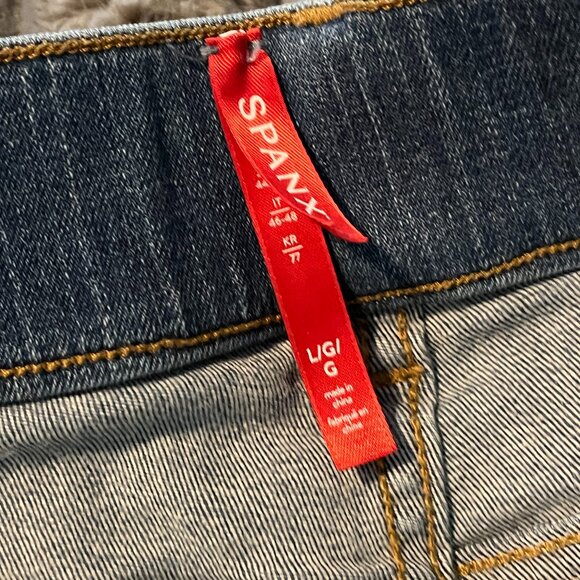 Spanx SPANXshape EveryWear Straight Leg Jeans Denim Shaping Stretch 20356R Sz L - Picture 8 of 12